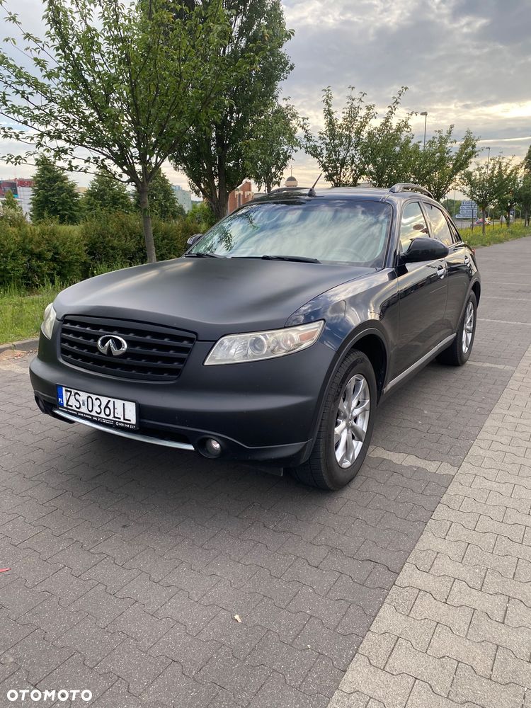Infiniti FX - 1