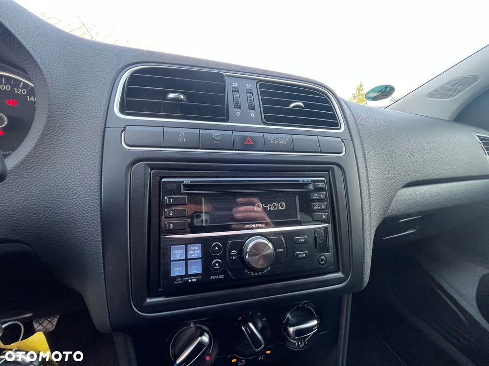 Volkswagen Polo - 15