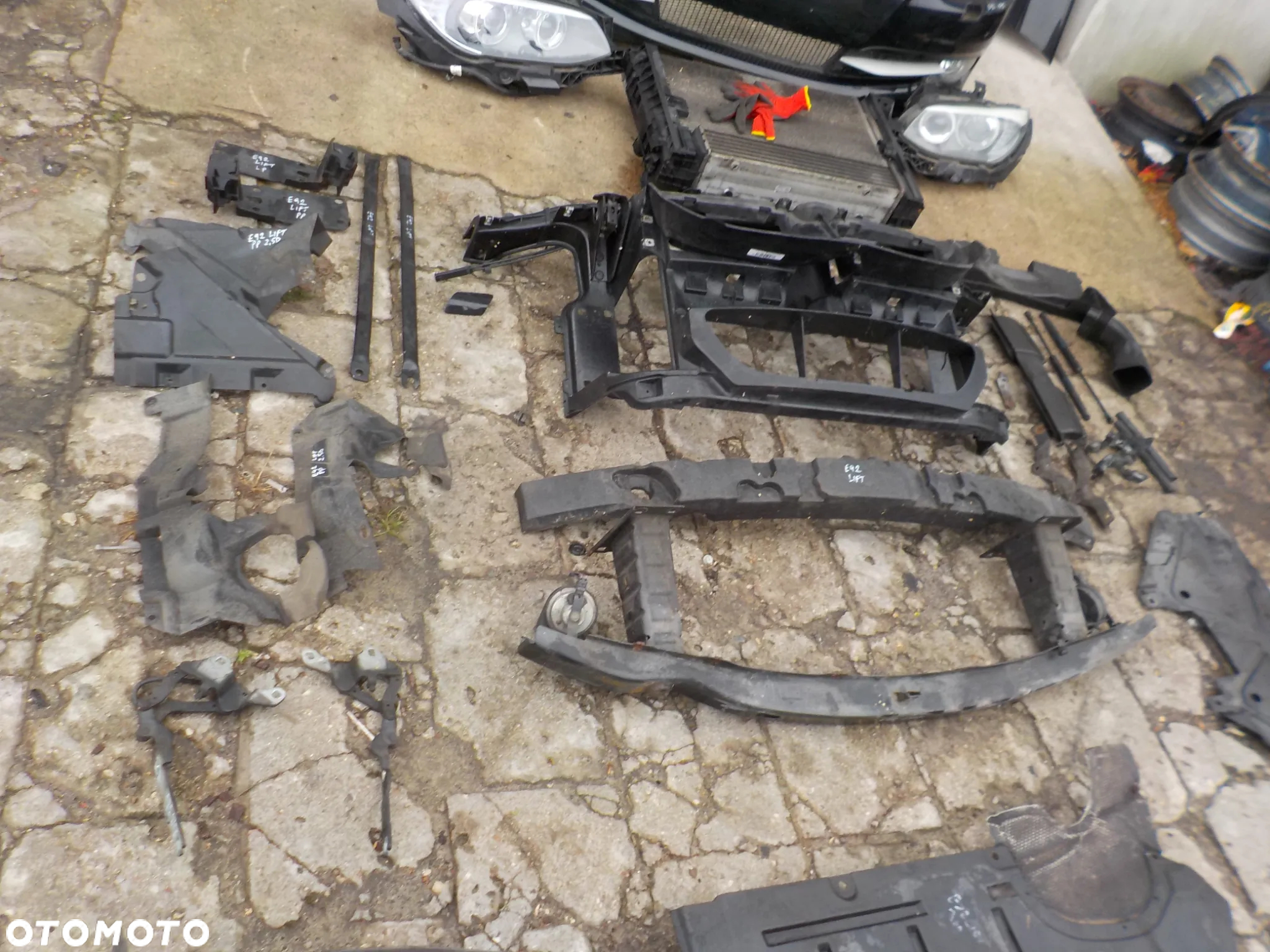 BMW SERIA 3 E92 LIFT 3.0 D PRZÓD MASKA ZDERZAK BŁOTNIKI PAS PRZEDNI Z CHŁODNICAMI LAMPY XENON UK 475 - 13