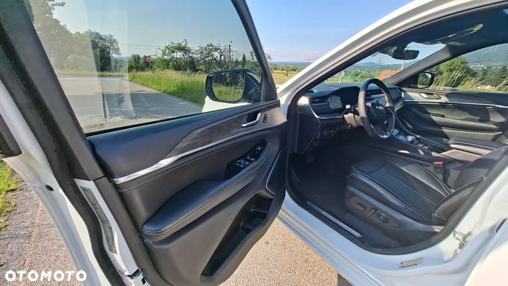 Jeep Grand Cherokee 5.7 V8 Overland - 3