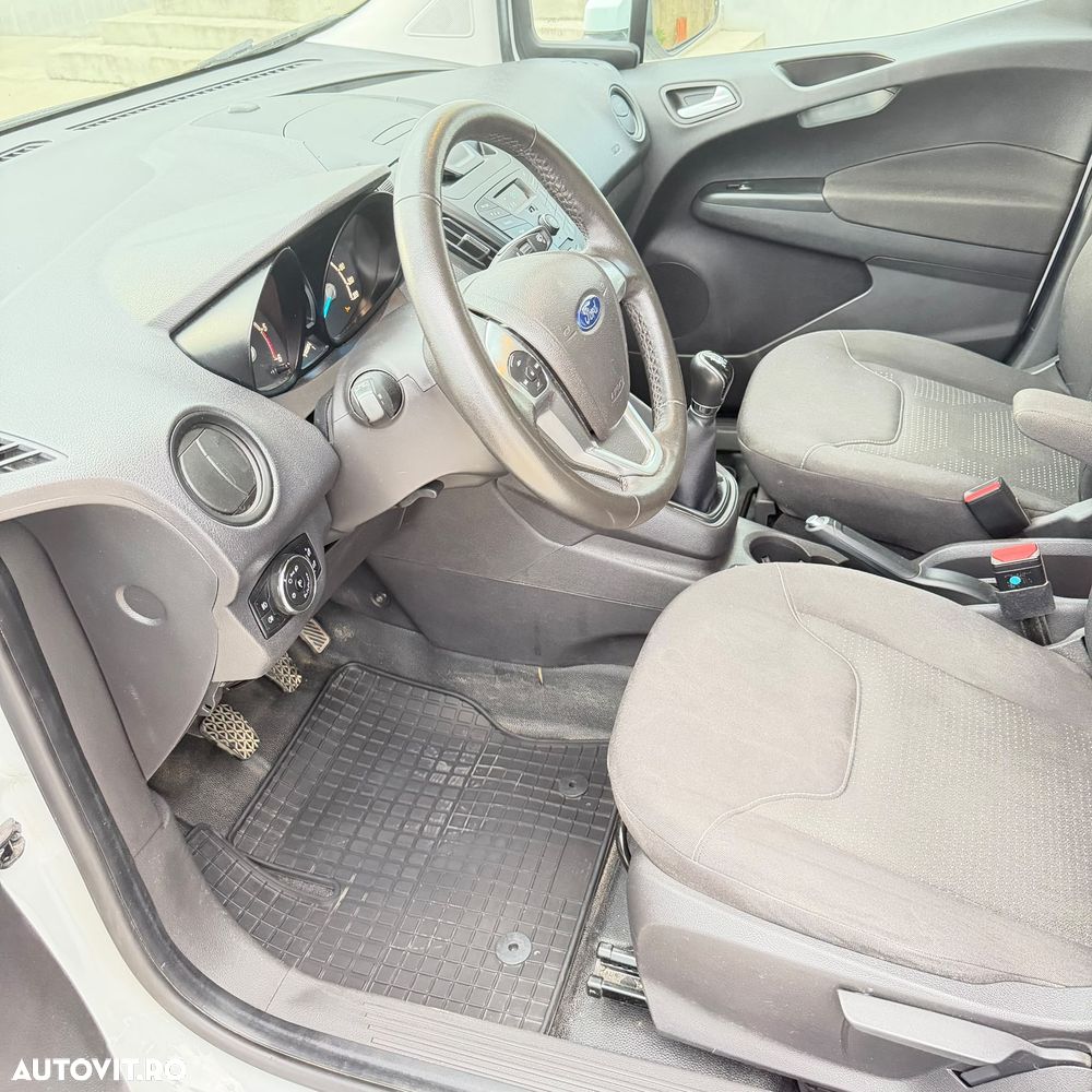 Ford Courier - 7