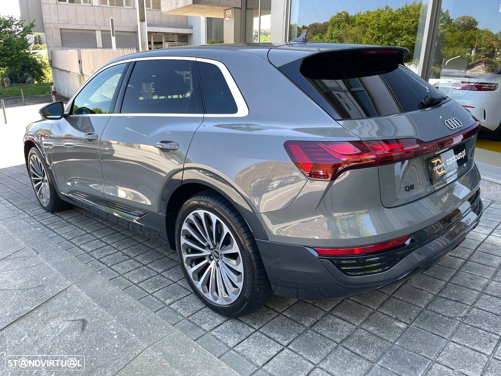 Audi Q8 e-Tron 55 quattro Advanced - 7