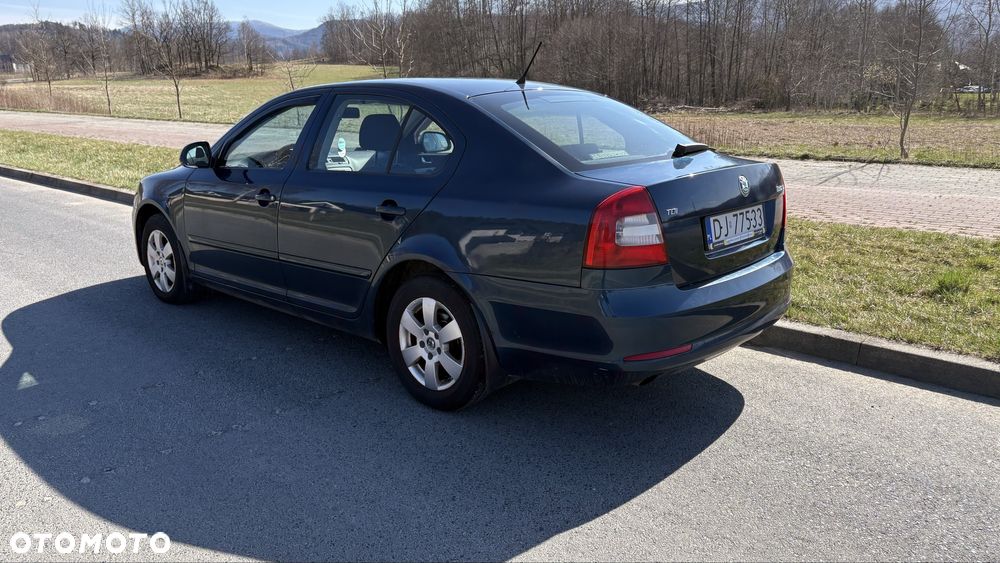 Skoda Octavia - 2