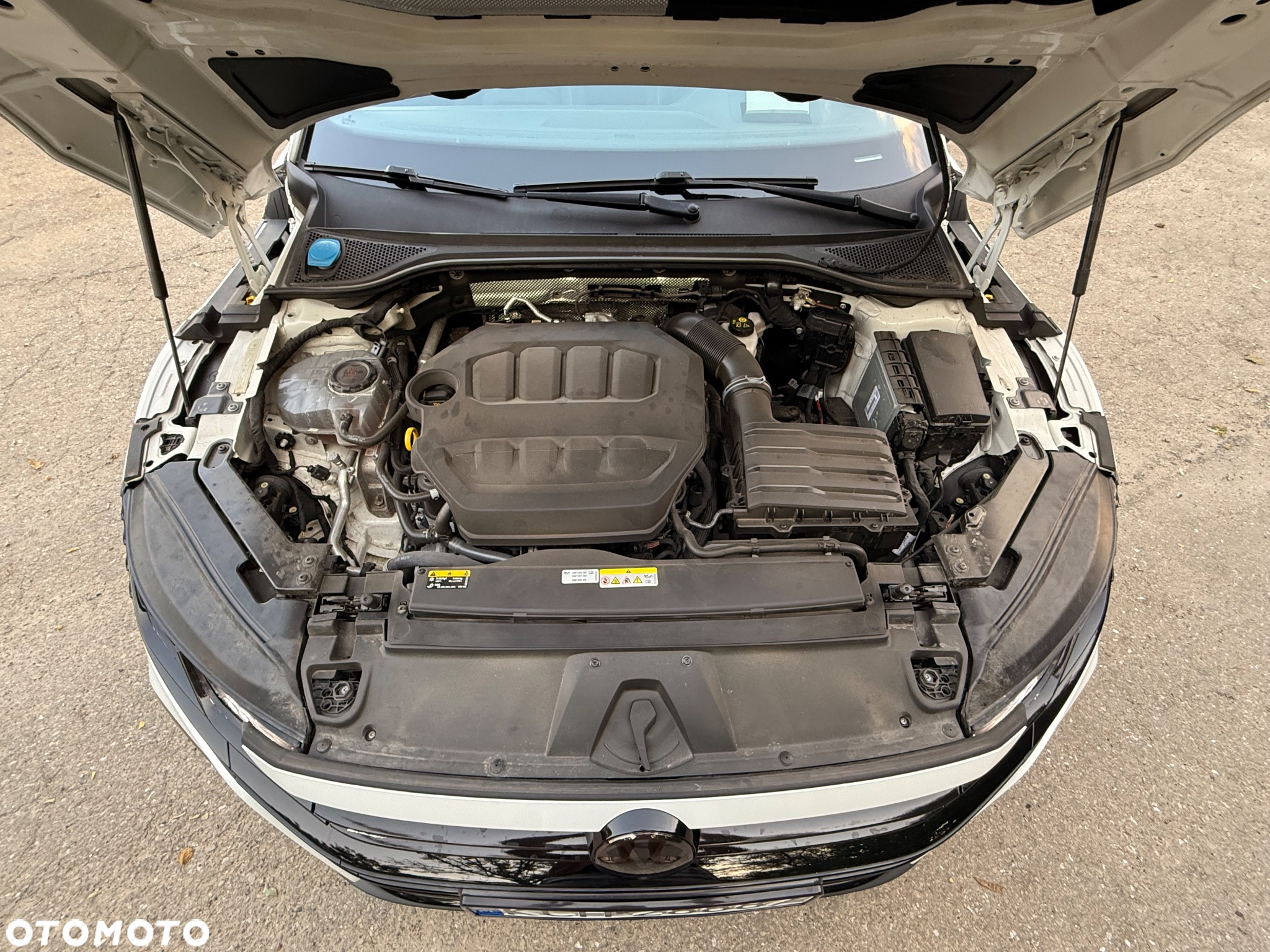 Volkswagen Arteon 2.0 TSI 4Motion R DSG - 33