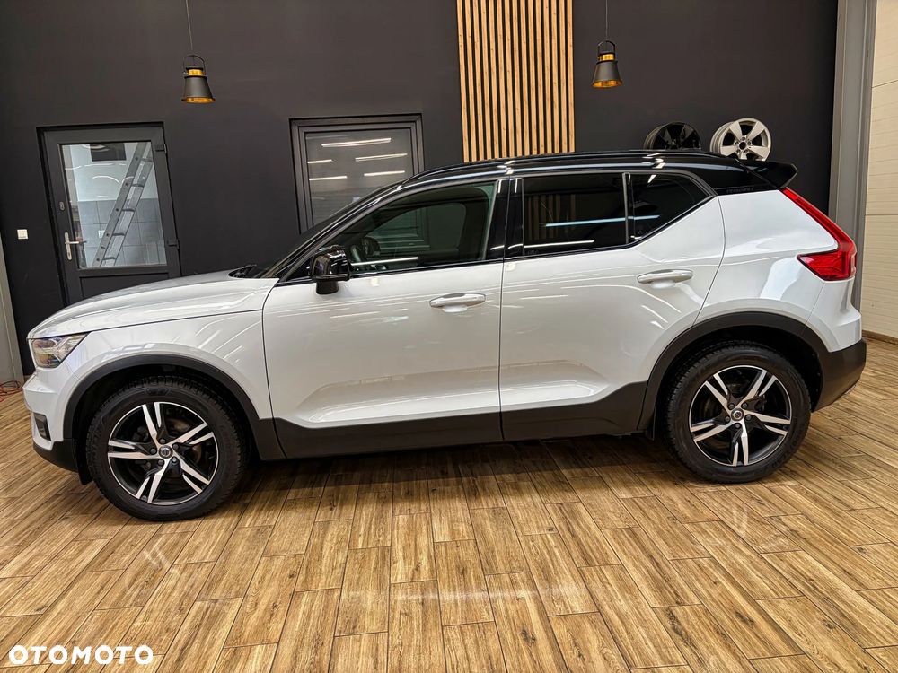 Volvo XC 40 D3 SCR R-Design - 11