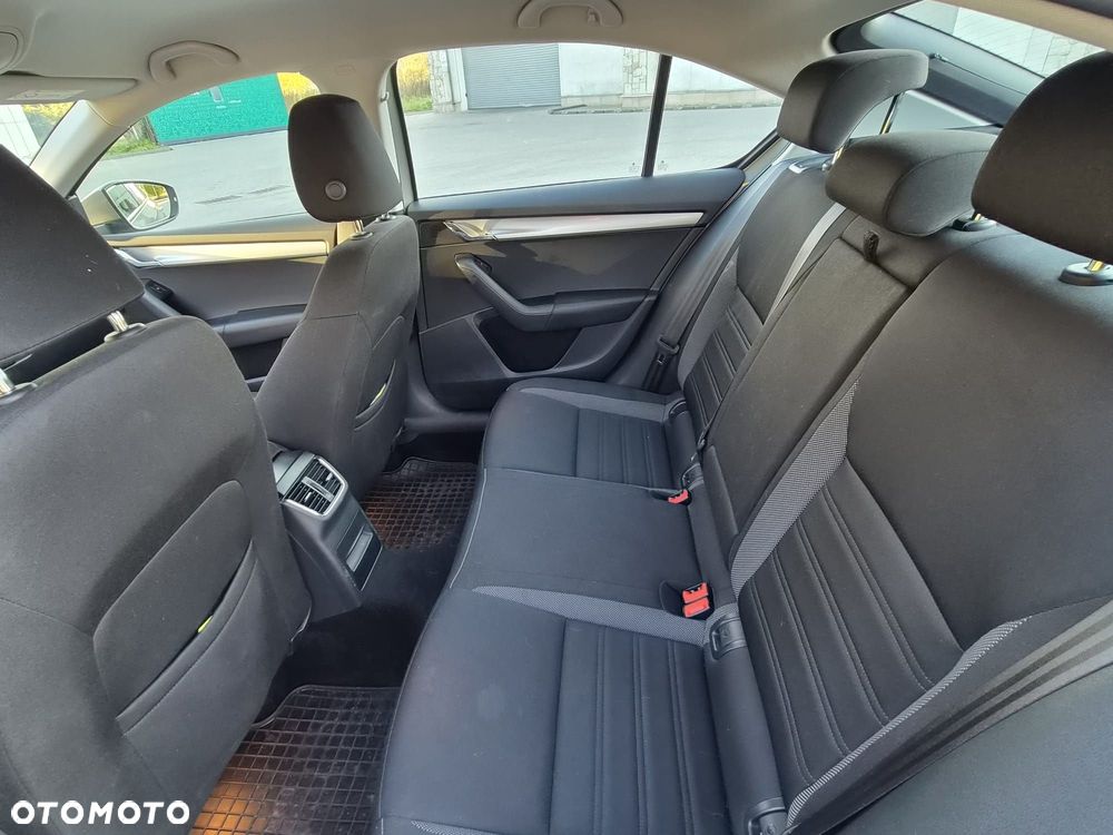 Skoda Octavia - 10