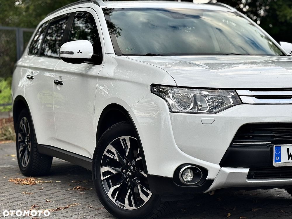 Mitsubishi Outlander 2.2 DI-D 4WD Automatik Top - 4