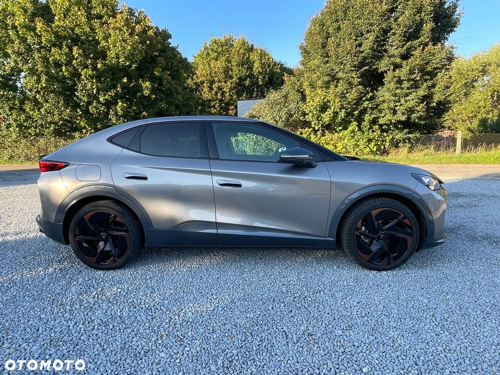 Cupra Tavascan - 6