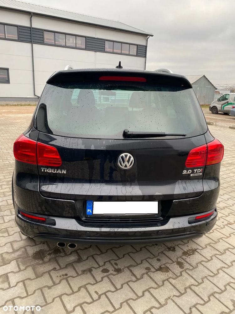 Volkswagen Tiguan 2.0 TDI 4Mot Perfectline R-Style DSG - 4
