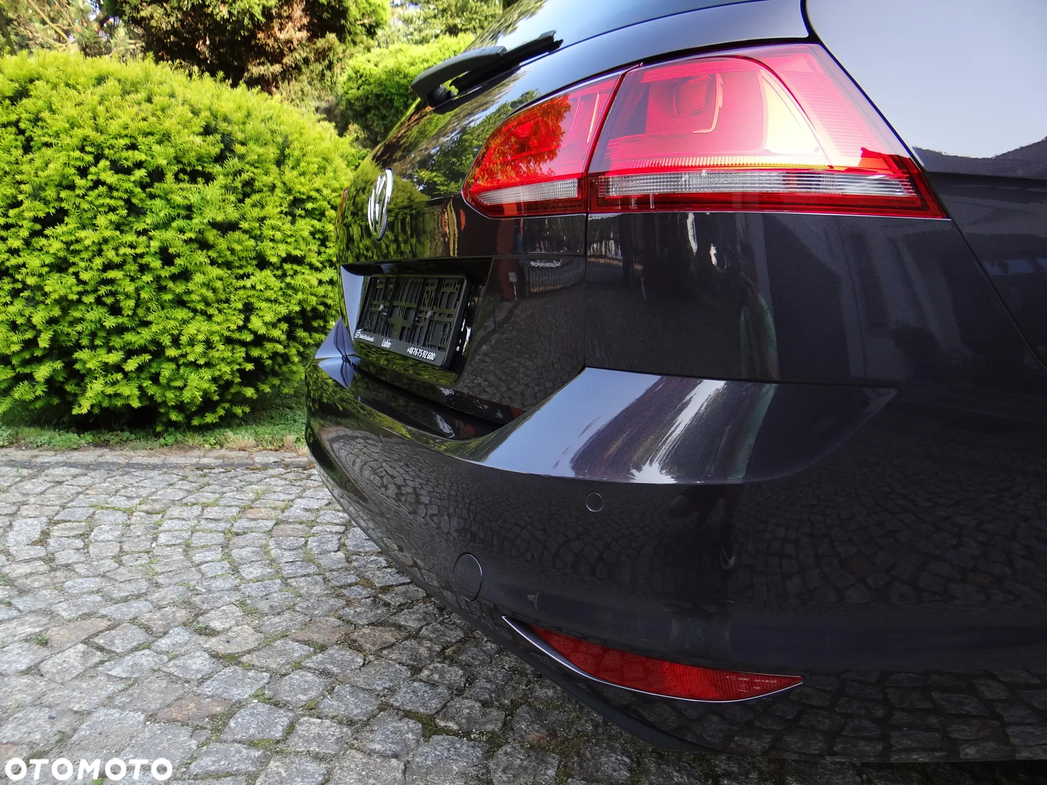 Volkswagen Golf 1.6 TDI BlueMotion Technology Lounge - 25