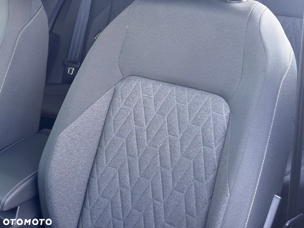 Volkswagen Golf 1.5 TSI EVO Life - 22