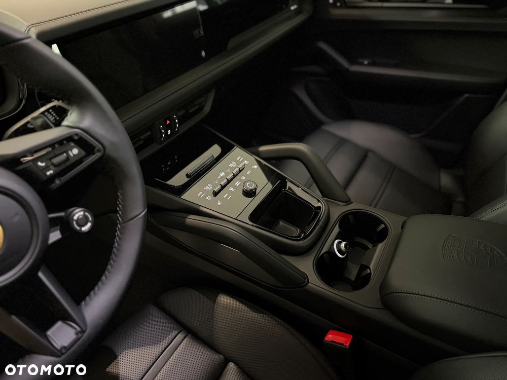 Porsche Cayenne Black Edition - 29