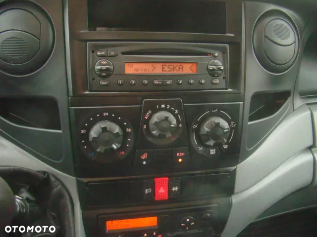 Iveco DAILY 40 C 18 3.0TDI WINDA - 19