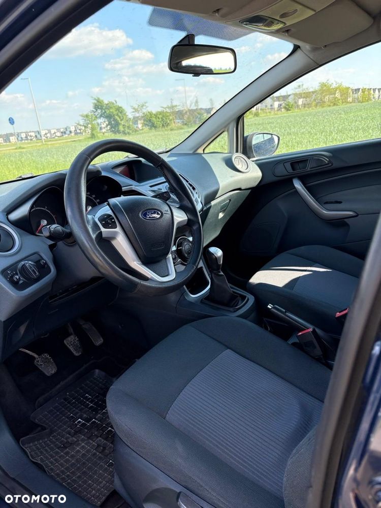 Ford Fiesta 1.6 TDCi DPF Trend - 7