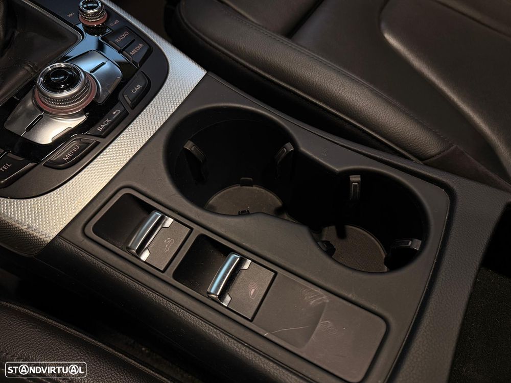 Audi A5 Cabrio 2.0 TDi S-line - 34