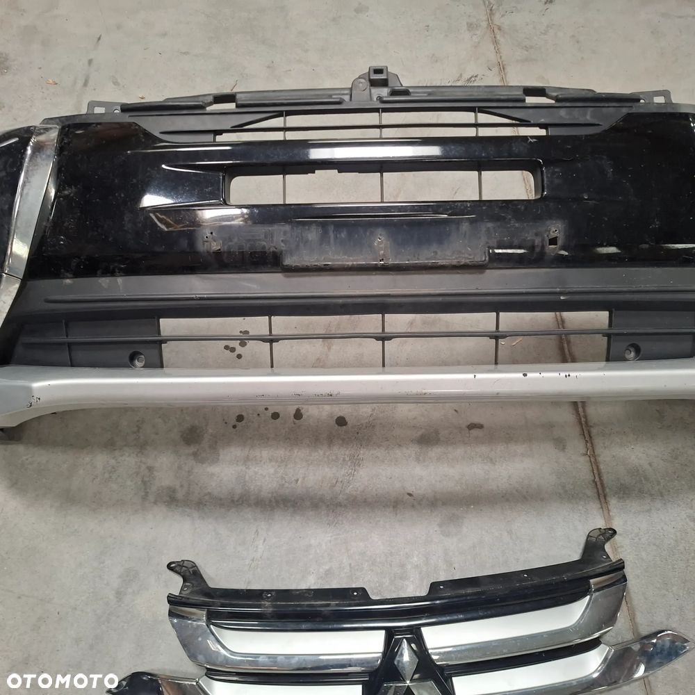 MITSUBISHI OUTLANDER III 3 15- LIFT ZDERZAK PRZÓD KOMPLETNY CHROMY x42 czarny w kolor demontaz - 5