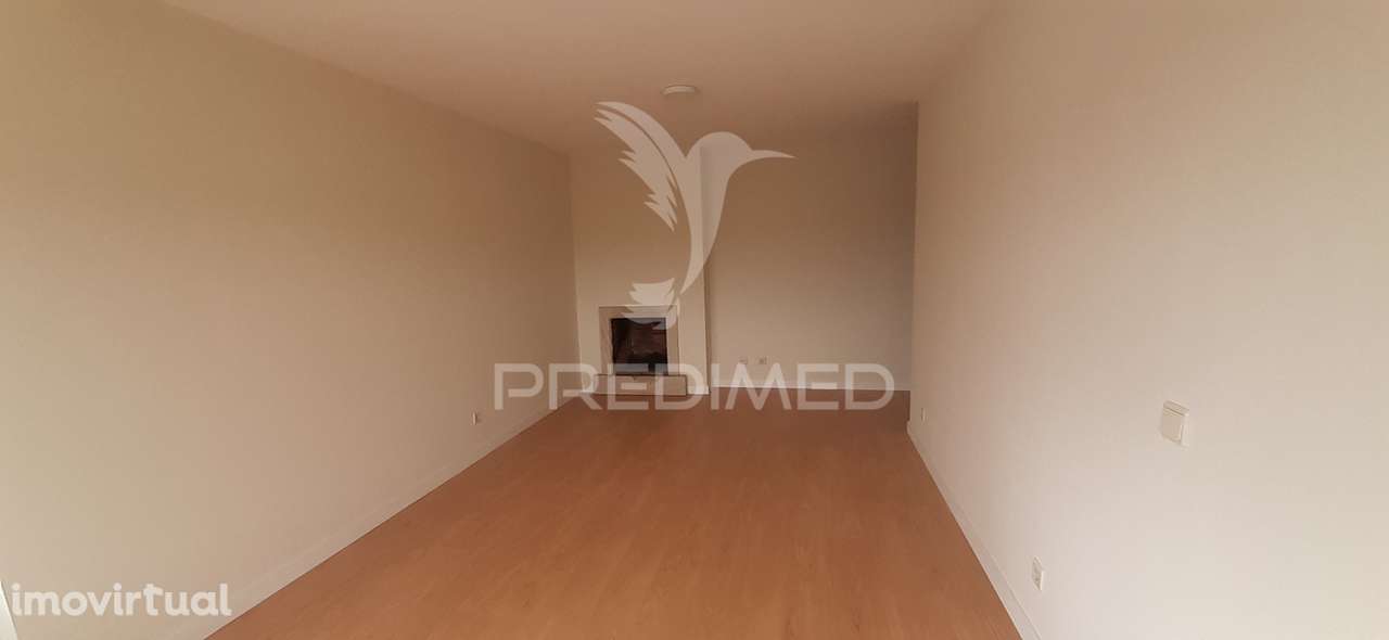 Apartamento T2 para arrendamento em São João da Madeira - Grande imagem: 3/8