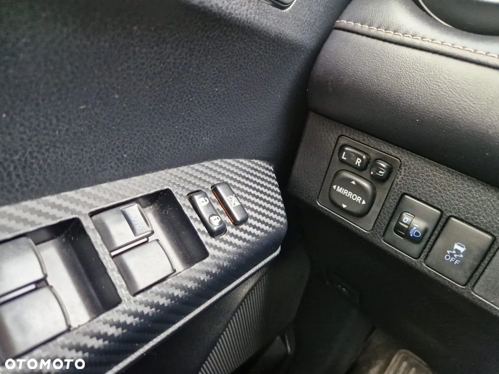 Toyota RAV4 - 23