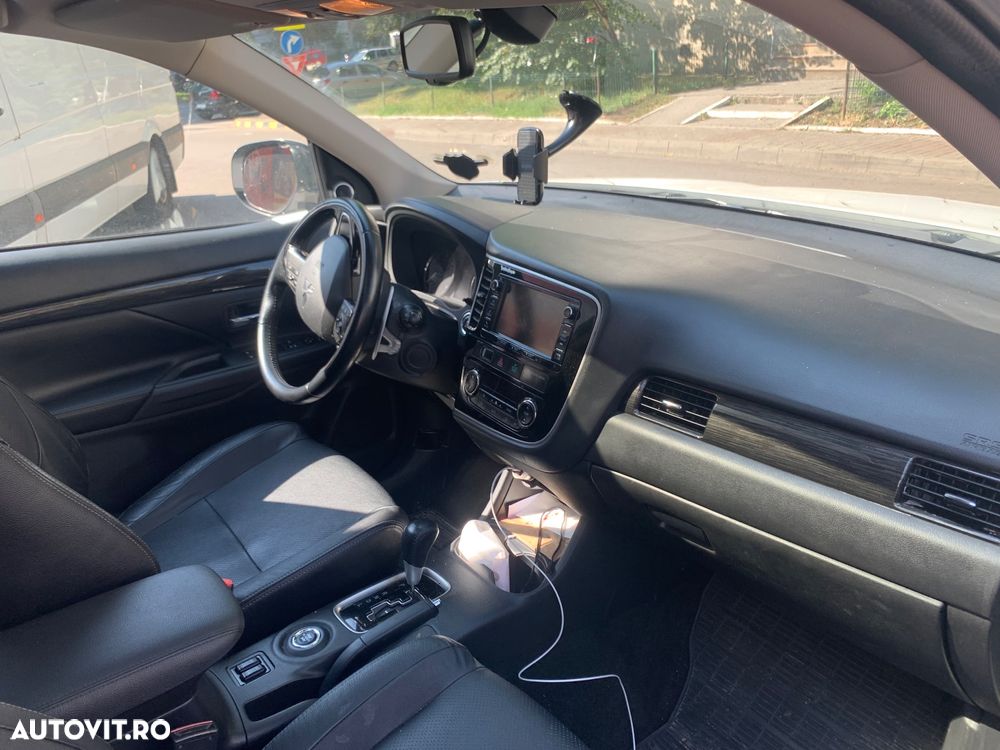 Mitsubishi Outlander 2.2 Litre 4WD DI-D Instyle - 5