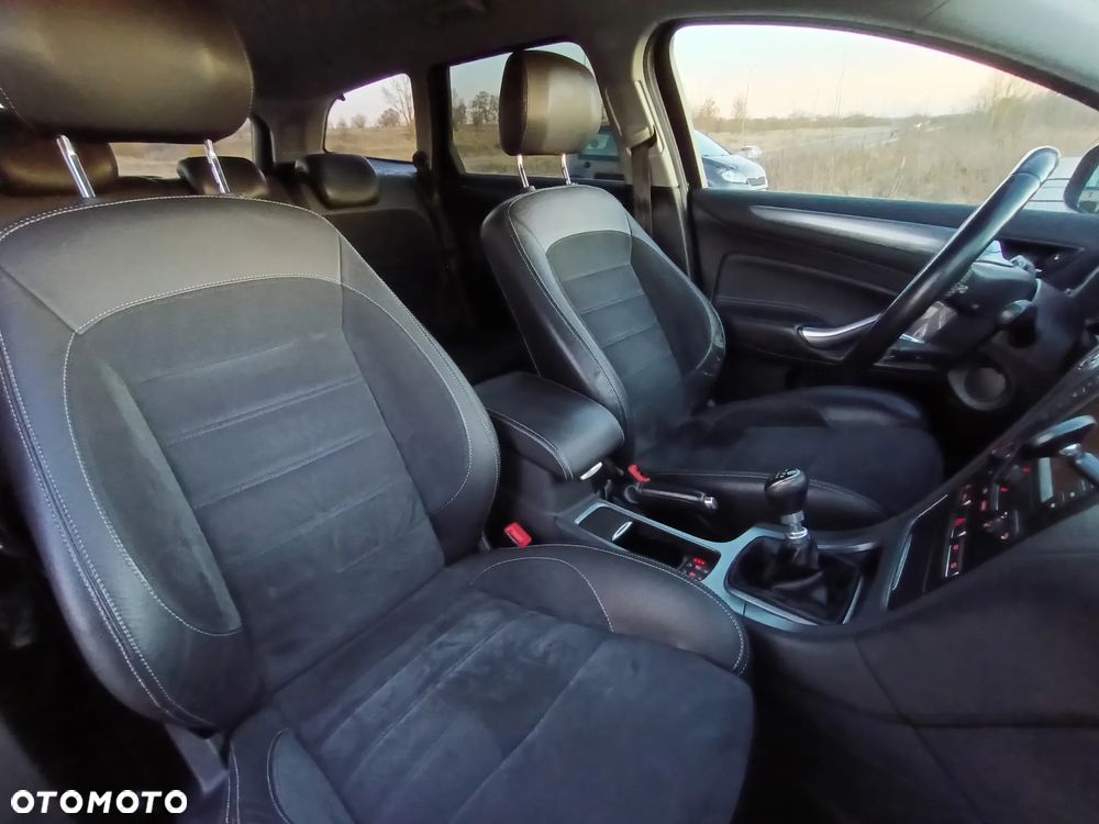 Ford Mondeo 1.6 TDCi Titanium - 17