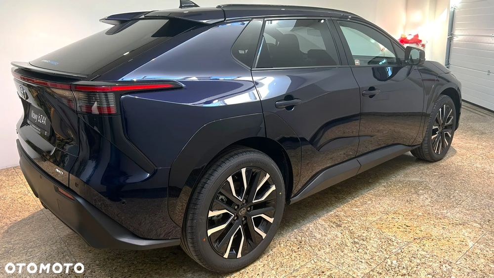 Toyota bZ4X 73.1kWh 4x4 Style - 5