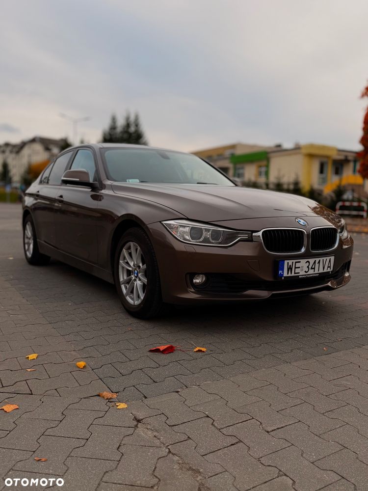 BMW 320I 2015 photo 3