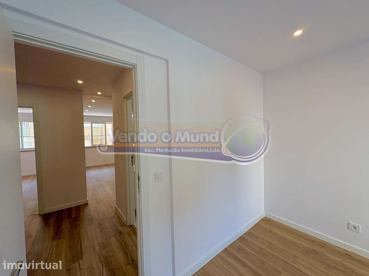 Apartamento T1 +1 em Sacavém (LXLR044) - Grande imagem: 5/33