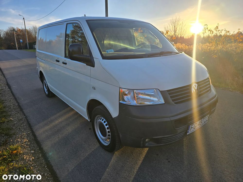 Volkswagen Transporter - 9