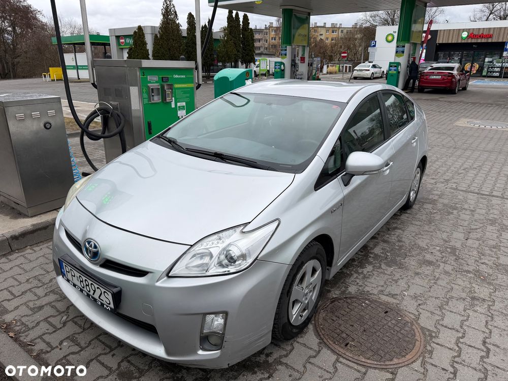 Toyota Prius - 13