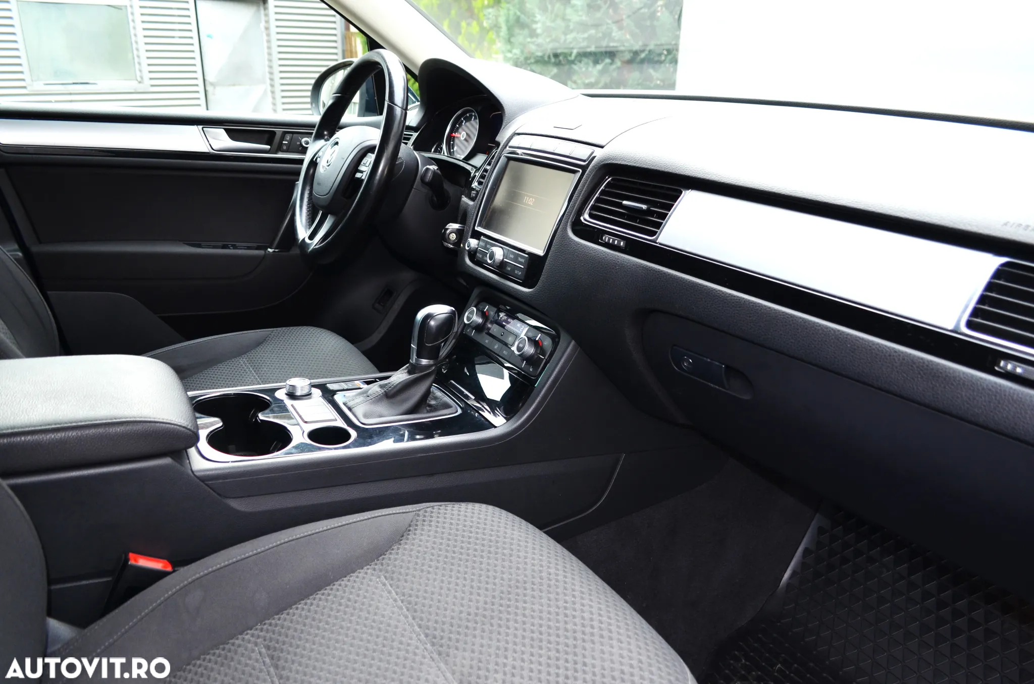 Volkswagen Touareg - 10