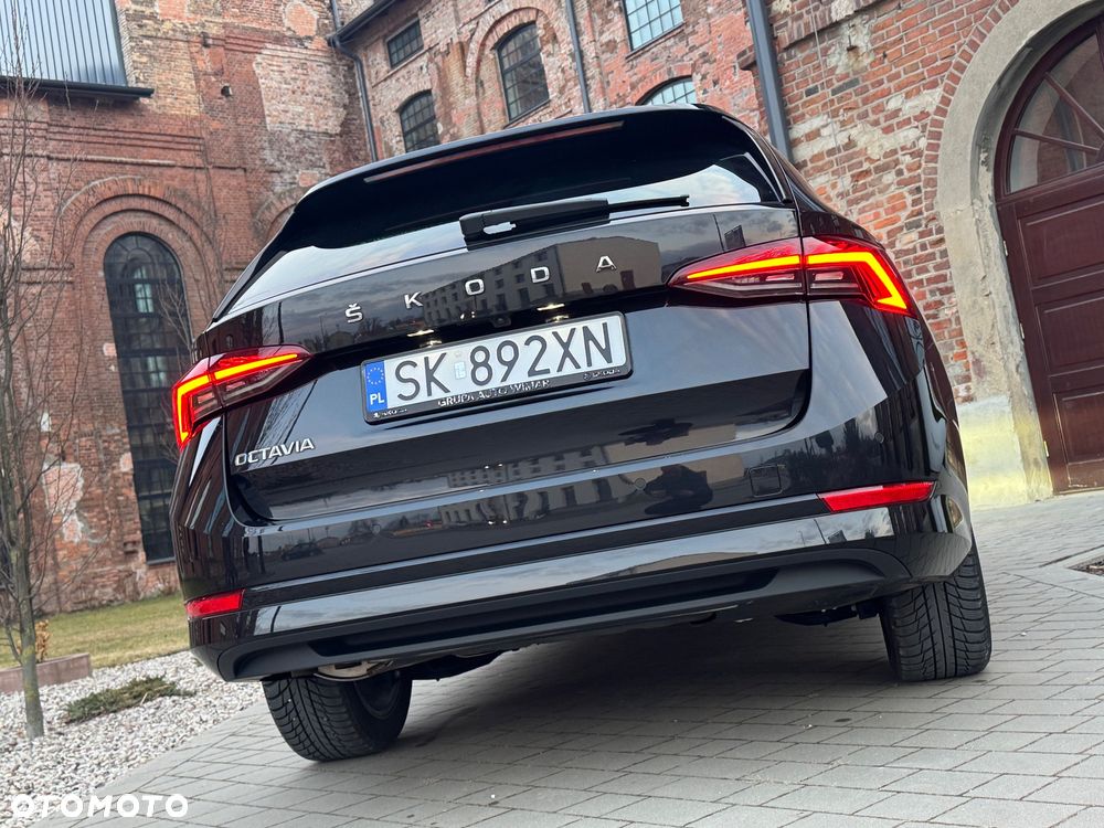 Skoda Superb 2.0 TDI SCR Style - 24
