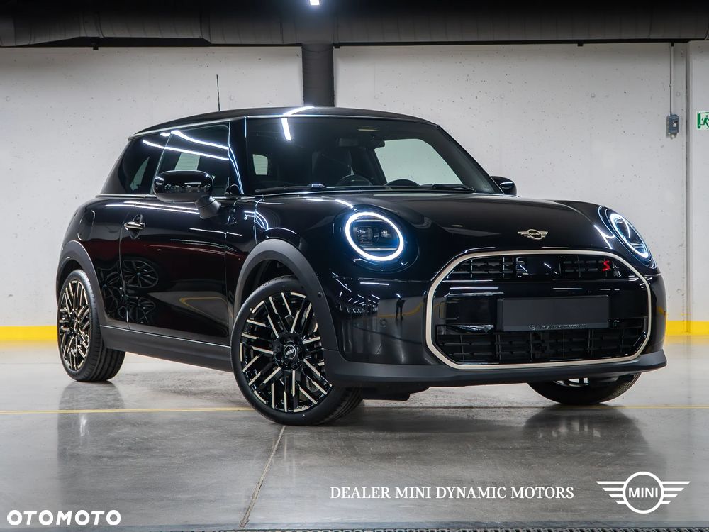 MINI Cooper S Favoured Trim - 3