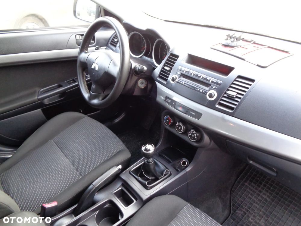 Mitsubishi Lancer 1.6 ClearTec Edition - 16