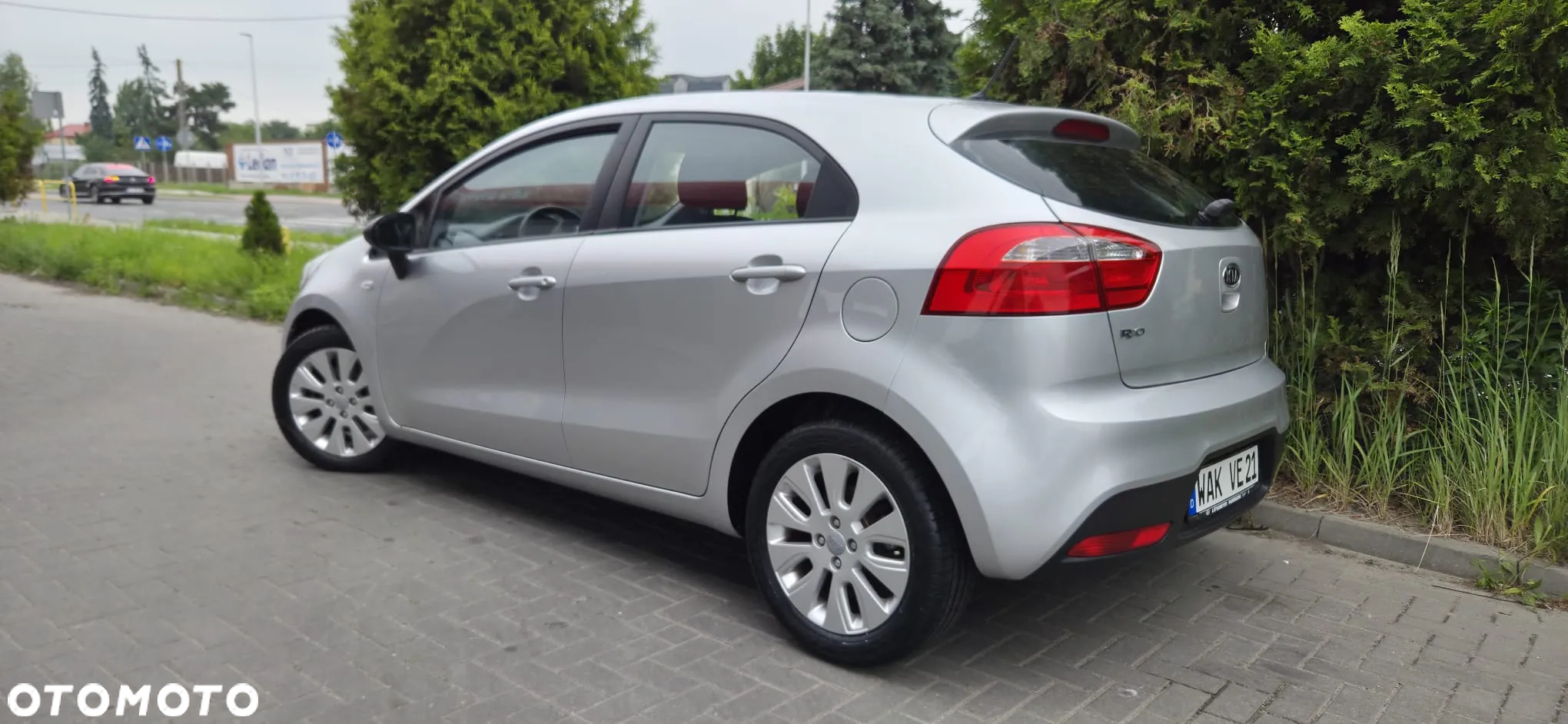 Kia Rio 1.4 Business Line - 10