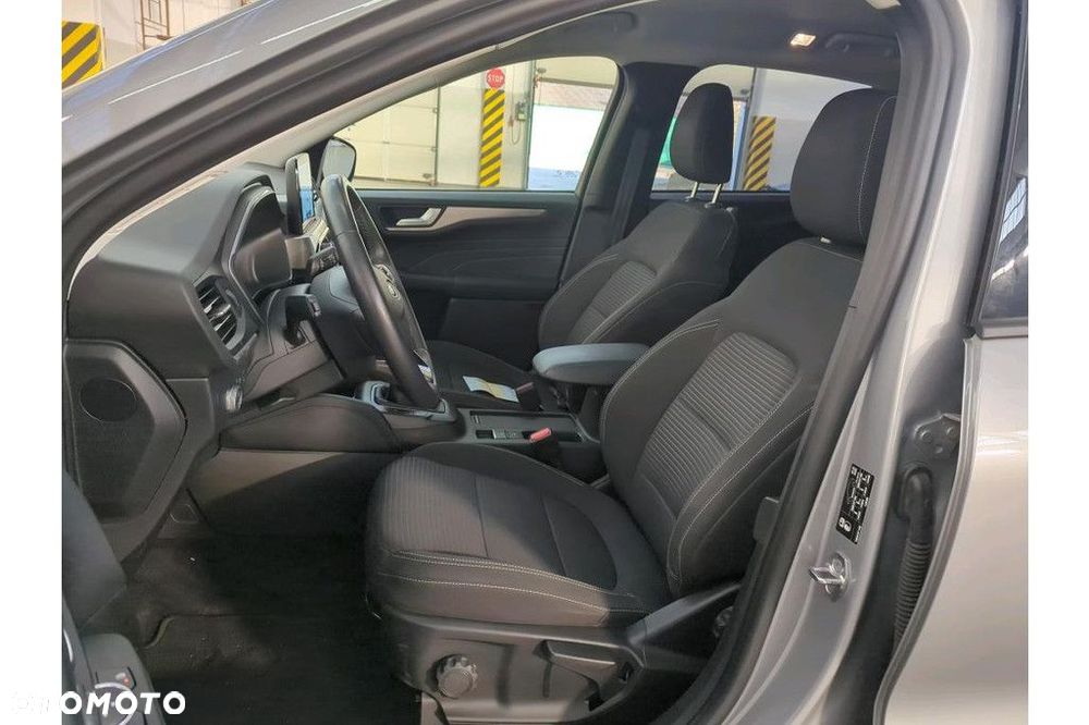 Ford Kuga - 5
