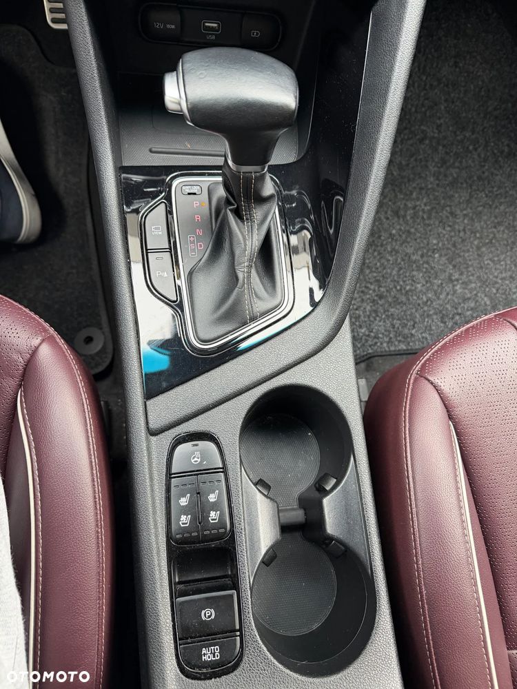 Kia Niro - 8