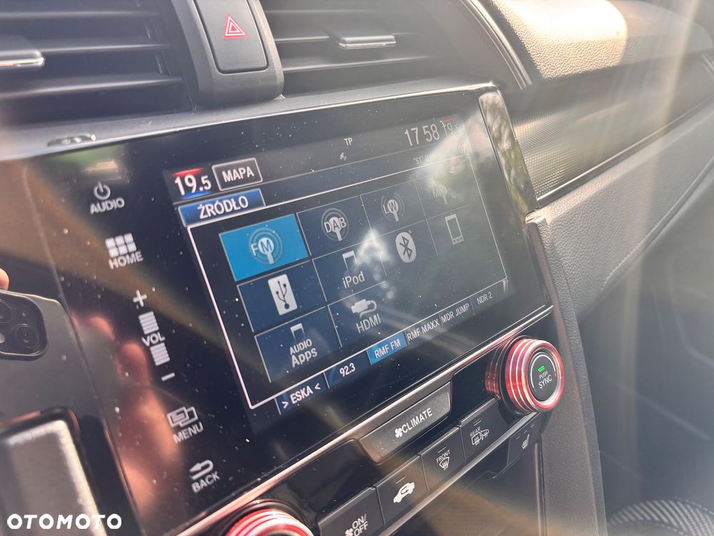 Honda Civic 1.0 T Elegance (Navi) - 24