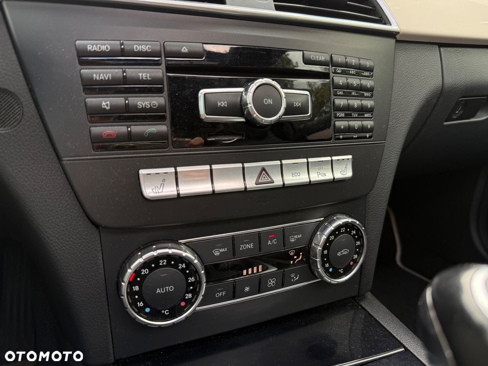 Mercedes-Benz Klasa C 250 (BlueEFFICIENCY) 7G-TRONIC - 17