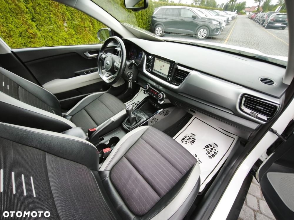 Kia Stonic - 9