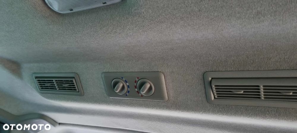 Renault Trafic - 9