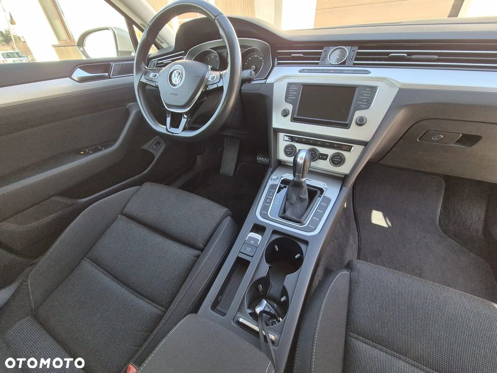 Volkswagen Passat 1.8 TSI BMT Comfortline DSG - 34