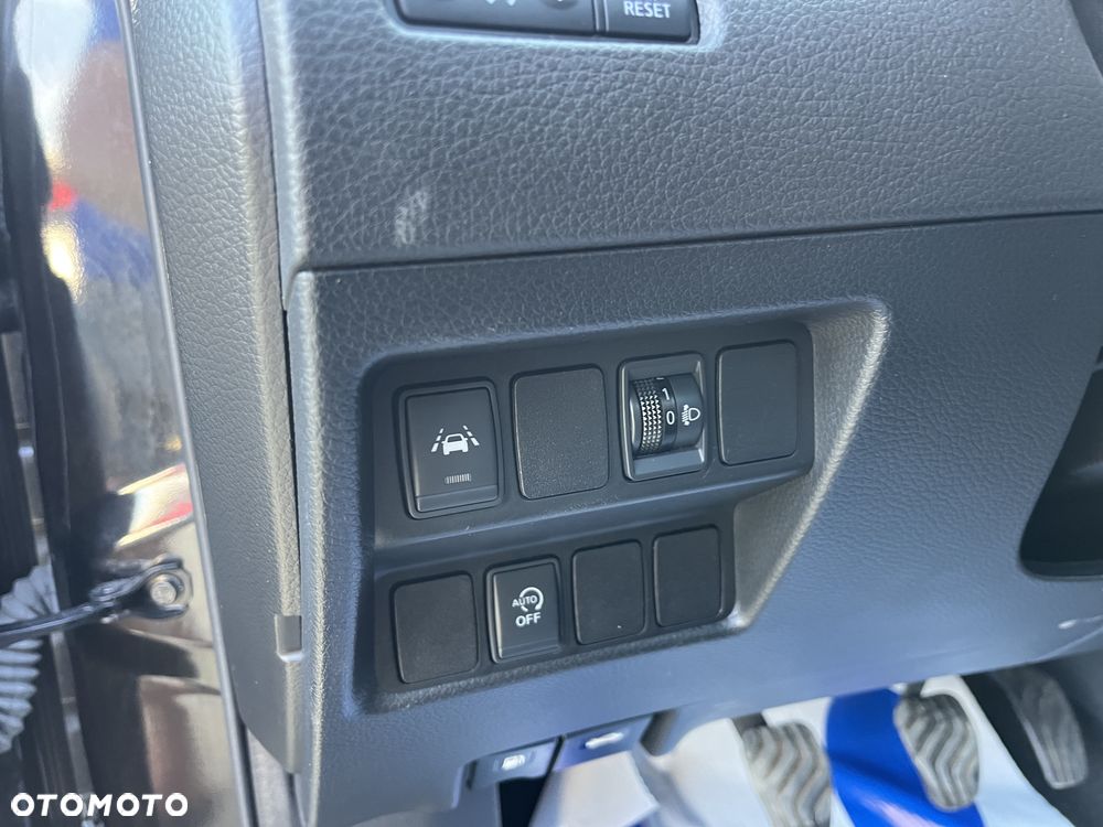 Nissan Qashqai 1.6 DIG-T N-Connecta - 21