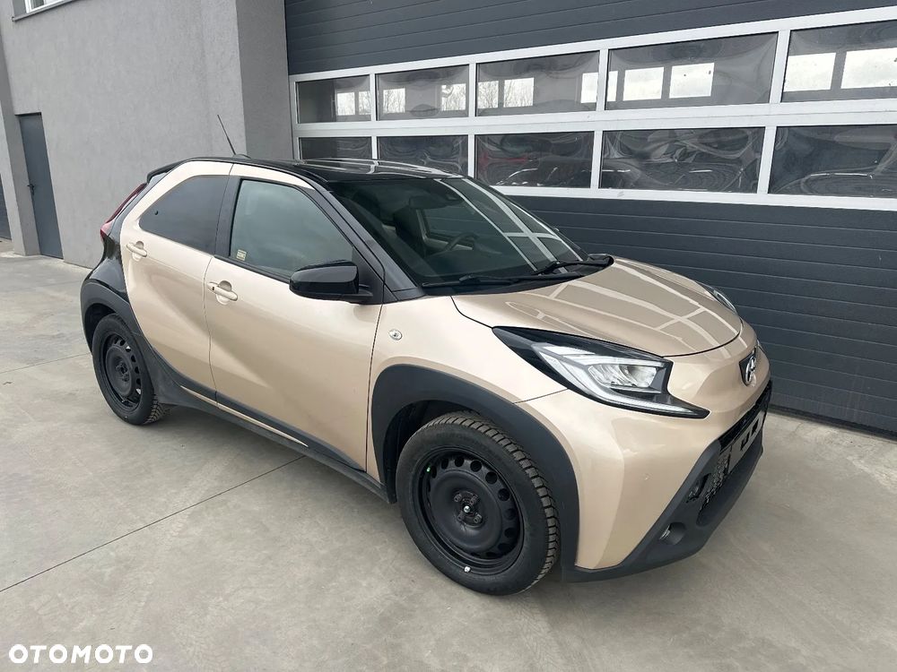 Toyota Aygo X 1.0 VVT-i Selection CVT - 7