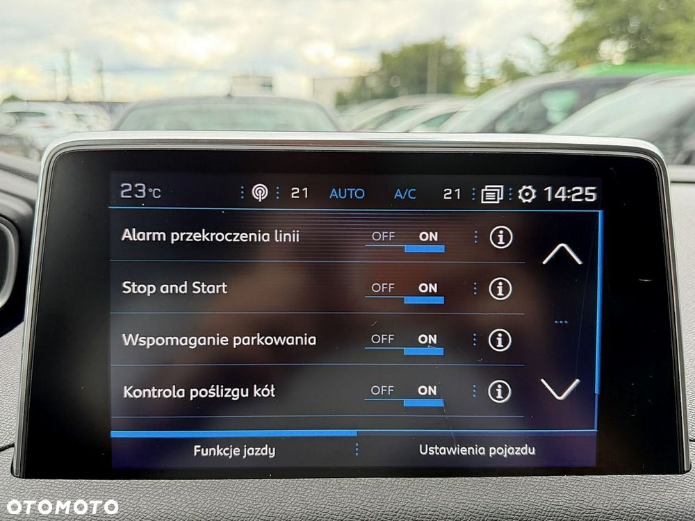 Peugeot 5008 - 29