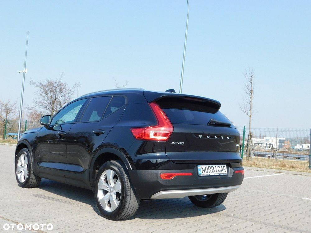 Volvo XC 40 D3 Momentum Pro - 38