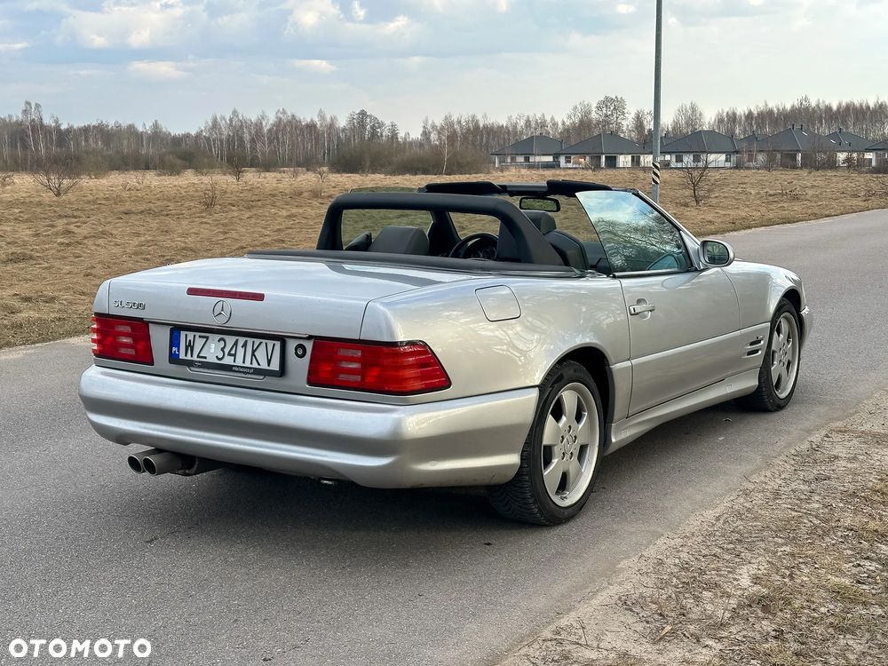 Mercedes-Benz SL - 12