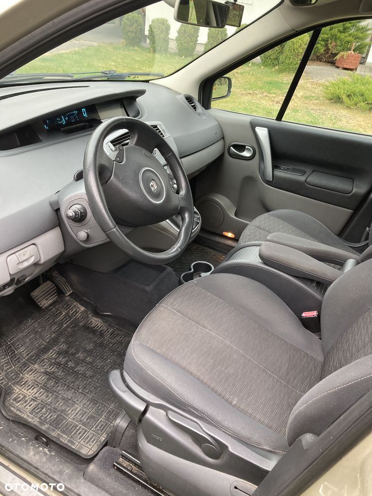 Renault Scenic - 7