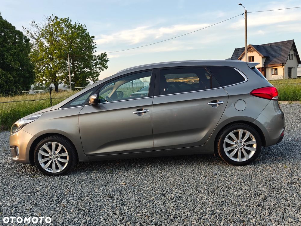 Kia Carens 1.7 CRDi L - 4