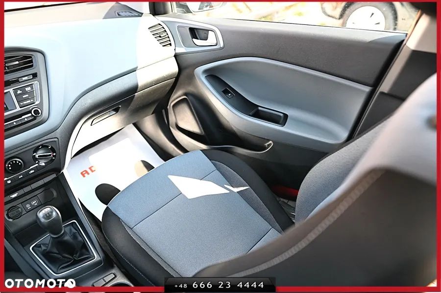 Hyundai i20 1.2 Pure - 20