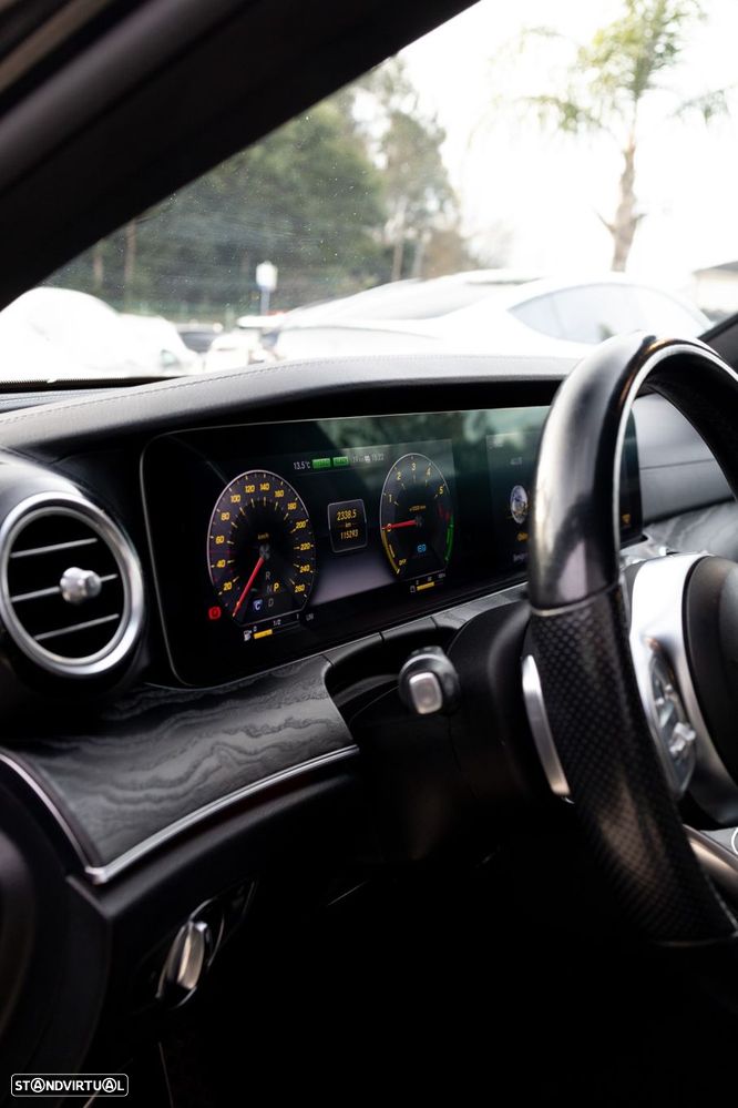 Mercedes-Benz E 300 de AMG Line - 7